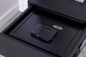 Luff Living - Adult Only 12 Plus