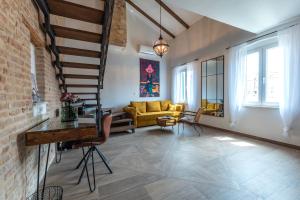 Marasovic Residence & Deluxe Apartments