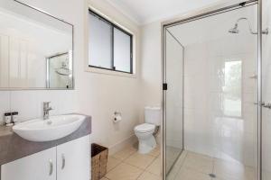 Ravensbourne Escape- Stella Luna