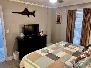 Pelican Beach 0807 by Pelican Beach Management