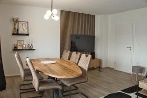 No.4 by 21 Apartments