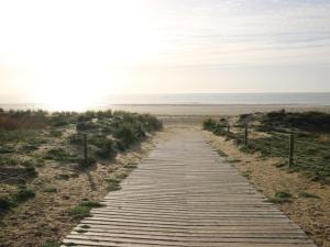 Maisons de vacances Maison Authentique: Plage, Commerces et Jardin Cloture - FR-1-364-33 : photos des chambres
