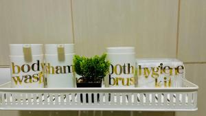 Shell Residences Condo Suite Staycation near MOA and Airport