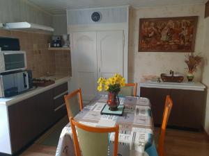 Charmant Studio à La Faute-sur-Mer, proche plages et commerces, idéal pour 2 pers. - FR-1-476-210