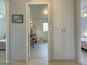 Maisons de vacances Maison conviviale avec grand jardin, equipements complets, proche des randonnees dans le Perche - FR-1-497-205 : photos des chambres