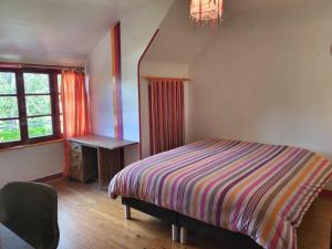 Maisons de vacances Maison confort, 3 chambres, plage a 2 pas, jardin prive sans vis-a-vis, equipements modernes. - FR-1-788-12 : photos des chambres