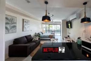 WhitsunStays - Le Beach Shack - St Bees Island