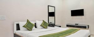 Hotel Meghmalhar Lodging