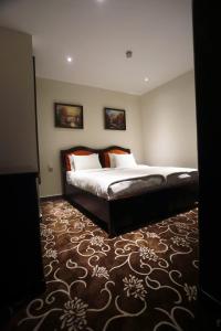 Naylover Hotel Suites