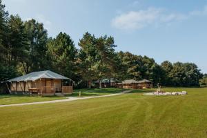 Glamping lodge with Eco-Wellness