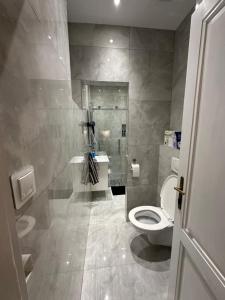 Karlin Oasis 2-Bedroom Apartment