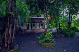 Pinjal Farmstays -Nature's Getaway - Vapi