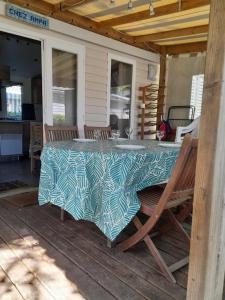 Mobilhome spacieux MH580 3ch et grande terrasse