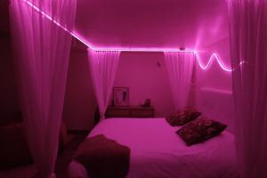 Appartements Logement amoureux de luxe colle a PARIS : photos des chambres