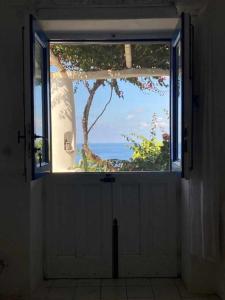 La Casetta di Valeria - sea and port view