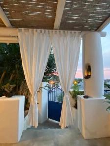 La Casetta di Valeria - sea and port view