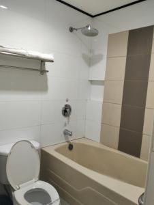 Hotel Sogo Roxas Blvd