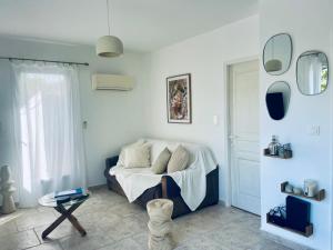 Appartements LOGEMENTS ACCES PISCINE - T2 Residence Serena : photos des chambres