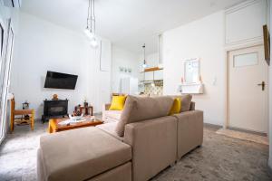 Keratsini 2 bedroom 4 pers apart by MPS