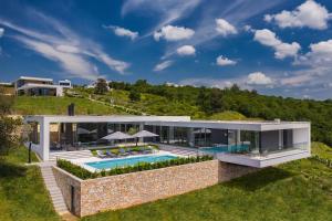 Unique Villa VISTA VERDE on idyllic location 