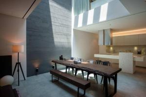 Georgetown Minimalist Elegance 4BR 8Pax