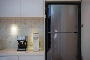 Georgetown Minimalist Elegance 4BR 8Pax