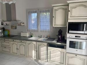 Villas VILLA tous conforts avec Piscine privee et acces Plage : photos des chambres