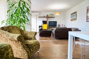 Casa Rosita - Large family flat, 3 bedrooms, covered veranda, Central Carbonia img6