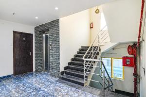 FabHotel Grand Hazra Inn - Nr Ballygunge Station