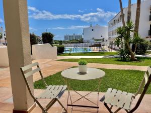 Xoriguer -Apartamento con piscina junto la playa