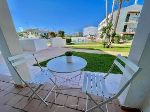 Xoriguer -Apartamento con piscina junto la playa