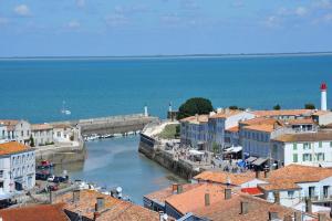 Maisons de vacances Grand Gite CLIMATISE Ma Maison de Vacances proche de La Rochelle 10 personnes : photos des chambres