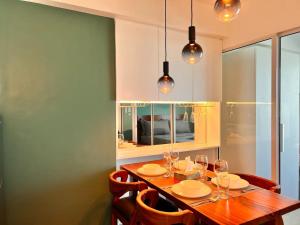 Manila Philippines, Azure Urban Resort Staycation by Leroche near Ninoy Aquino International Airport