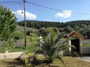 Rent your own house in Pefki/Evoia. - Neokhórion