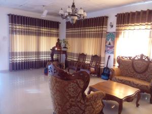 Muthu Villa