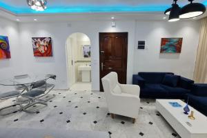 Narcisse Home