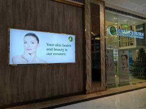 1BR Condotel with Balcony at FAME Residences #FM21