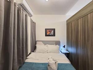 1BR Condotel with Balcony at FAME Residences #FM23