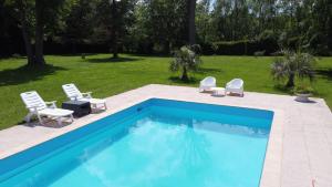 Chalets Escapade Romantique en Chalet Nature, Calme et Douceur au Bord de Marne : photos des chambres