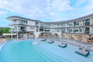 Atlantis Manor - Ban Tha Sai