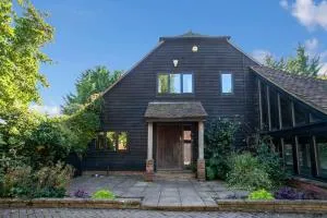 DADIO's Barn - Indoor Swimming Pool 400 Years Old & Hot tub - Hawkhurst