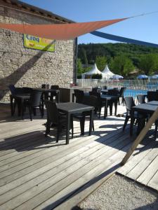 Campings Camping Les Rives du Ceou : photos des chambres
