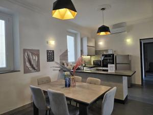 Frascati Fountain 4 bdr deluxe apt 30 min to Rome