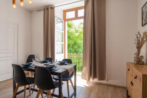 Appartements T4 Cosy Centre ville Chateau WIFI : photos des chambres
