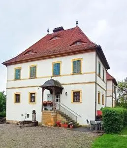 Wohnung im Schlösschen - 利希滕费尔斯