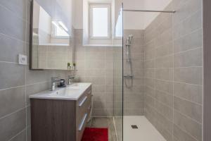 Appartements T4 Cosy Centre ville Chateau WIFI : photos des chambres