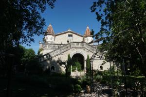 B&B / Chambres d'hotes Les Deux Tours : photos des chambres