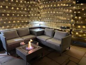 Home from home, quiet end of cul-de-sac - 巴德利索尔特顿