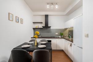 Modern Apartments II with FREE underground parking