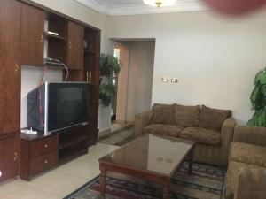 Exclusive Family-Only Apartment in Mamoura Beachs Best Area